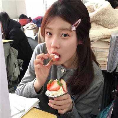 新闻女王国语